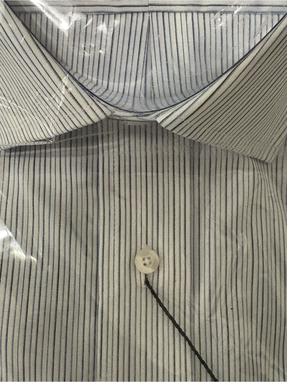 Forsyth of Canada Men's Non-Iron Tailored Fit Blue Stripe Dress Shirt - Picture 6 of 6